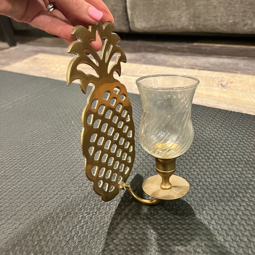 Bronze Pineapple Wall sconce